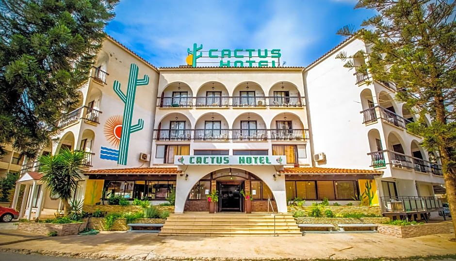 5.cactus-hotel